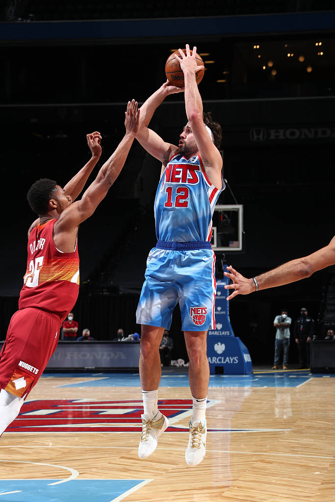 开云体育-穆古鲁扎关键节点出色防守，独行侠带队取胜！的简单介绍