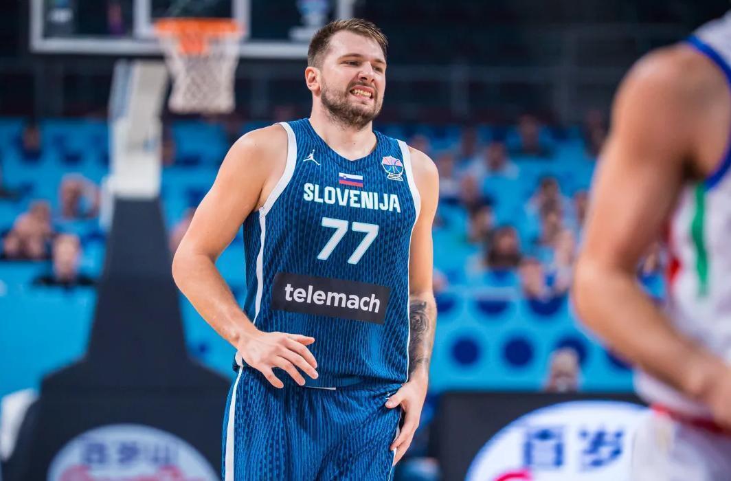 开云-东契奇在澳大利亚队比赛中挺进下一轮，精彩发挥引发热议！的简单介绍